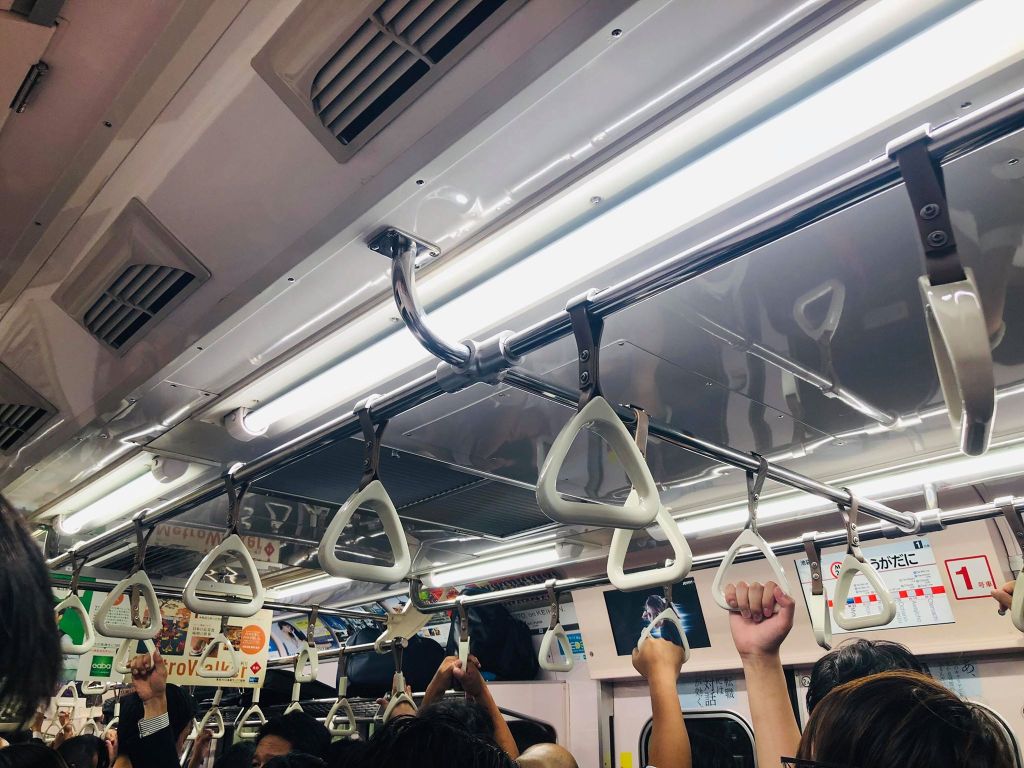 DHSVL#4: Đi làm thêm, Chuyến tàu đêm Nhật Bản, Những nỗi niềm dang&nbsp;dở