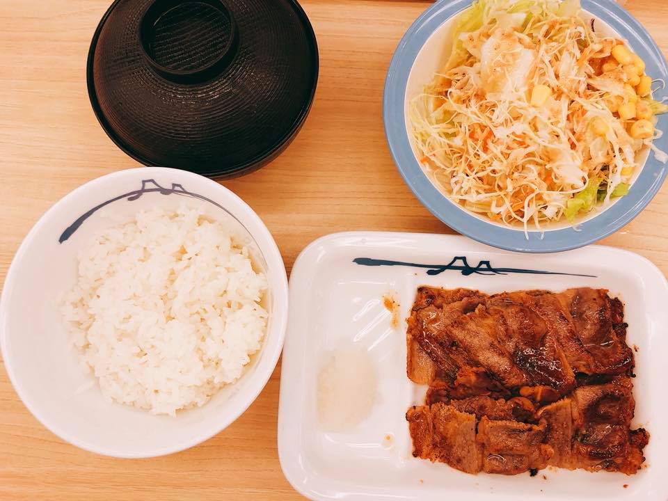 35737125_1626514947465013_6399543207100678144_n