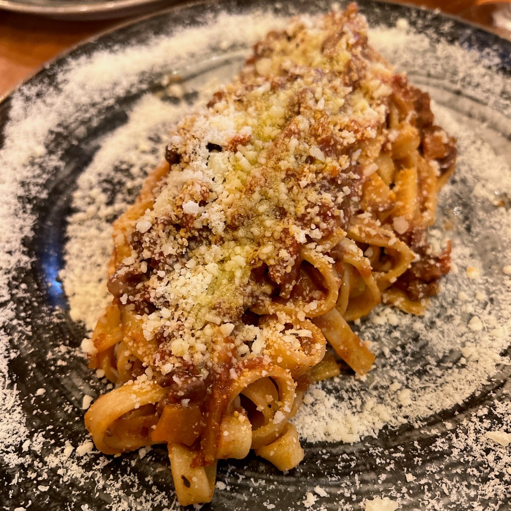 Kinh nghiệm du lịch châu Âu: Ăn gì? - Mỳ Ý sợi Fettuccine